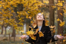 Октябрь 2025 — что предсказывает экстрасенс для каждого знака зодиака