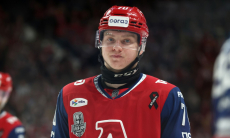 19-летний форвард возглавил гонку снайперов КХЛ в матче с «Барысом»