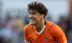 Лидер сборной Узбекистана по футболу получил хорошую новость в Европе