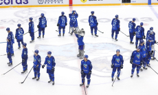 Домашние победы и провалы в начале матчей. Как «Барыс» стартовал в новом сезоне КХЛ