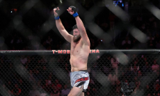 Магомед Анкалаев удивил посланием Алексу Перейре перед защитой титула UFC