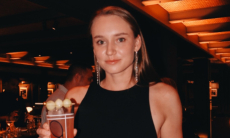 Елена Рыбакина побывала на вечеринке с Миррой Андреевой и Игой Швентек. Фото