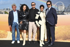 Шон Пенн стал героем мемов из-за своей причёски