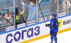 Шайба хоккеиста «Барыса» возглавила рейтинг в КХЛ. Видео