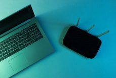 Не размещайте эти предметы рядом с Wi-Fi-роутером - именно они «тормозят» интернет