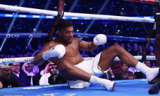 Супертяж с 21 победой «нокаутировал» Энтони Джошуа