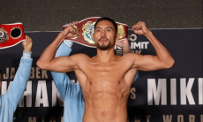 Жанибек Алимханулы узнал сроки боя с лучшим боксёром мира