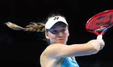 Камбэк с «баранкой» определил возможную соперницу Рыбакиной в полуфинале топового турнира