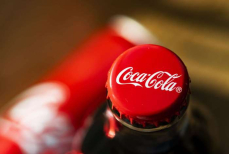 Педиатр удивил советом — зачем каждому держать «Кока-колу» под рукой