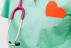 Кардиолог назвал четыре самых серьезных неочевидных симптома болезней сердца