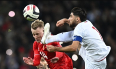 Футболисту сборной России разорвали ухо