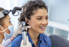 Раскрыты причины внезапной глухоты у молодежи