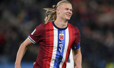 Холанд без шансов уделал Месси и Роналду