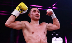 Досрочно закончился бой украинского боксера после быстрого нокаута казахстанца