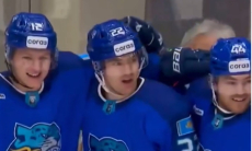 Кирилл Панюков забросил первую шайбу в сезоне. Видео