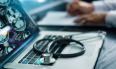 Ученые выяснили, когда человек начинает стареть