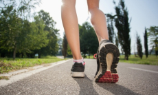 Как появилась рекомендация проходить 10 000 шагов в день