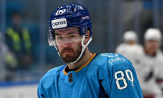 «Барыс» официально отказался от хоккеиста из России