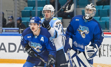 «Барыс» вел в счете 2:0 и проиграл дома шестой подряд матч в КХЛ