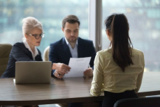 Названы главные ошибки в выборе образа для собеседования