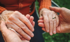 Названы первые внешние проявления деменции