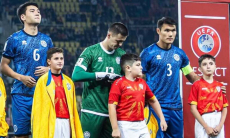 Нуралы Алип удивил македонских детей. Видео