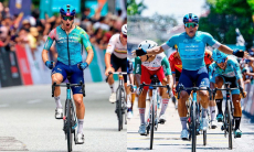 «Астана» продлила контракты с двумя лидерами команды