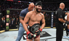 Экс-боец UFC отсудил миллиарды 