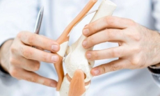 Почему болезни суставов молодеют