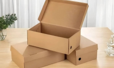 Стилист назвала простые трюки, которые визуально удлинят ноги