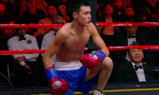 Нокаутом завершился бой непобежденного казахстанского боксера. Видео