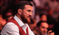 Мераба Двалишвили «лишили» чемпионского пояса UFC