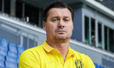 «Поле безобразного качества». Наставник «Жениса» объяснился за ничью в КПЛ