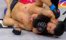 Казахстанский боец за 63 секунды «усыпил» узбекистанца. Видео