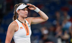 Елена Рыбакина получила плохую новость в борьбе с главной конкуренткой