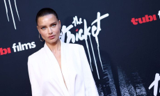 Адриана Лима продемонстрировала идеальный пресс. Фото