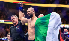 Хамзату Чимаеву сделали необычный подарок 