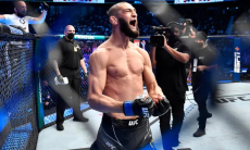 «У него пояс, это интересно». Российский боец хочет взять реванш у Хамзата Чимаева в UFC