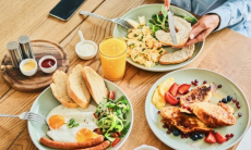Почему поздний завтрак оказался вреден для здоровья