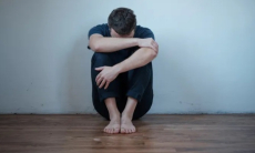 Когда «внутренний голос» становится симптомом шизофрении