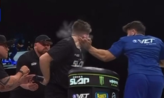 Нокаутом с одного удара закончился бой узбекистанца в лиге президента UFC. Видео