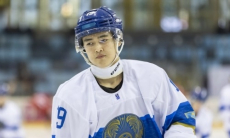  Казахстанский форвард забил две шайбы в матче в Финляндии 