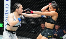 Сенсацией начался турнир UFC 321 с участием казахстанца