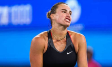 Арина Соболенко удивила отношением к своему тренеру