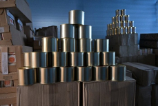 Биолог предупредила об опасном способе хранить консервы