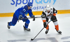 Хоккеист «Барыса» признан звездой матча в КХЛ