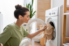 Технолог рассказала, какие вещи нужно стирать в деликатном режиме