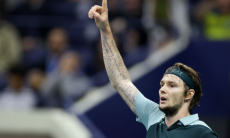 «Он босс». Александр Бублик раскрыл свои взаимоотношения с сыном