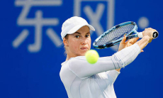 Юлию Путинцеву предупредили перед матчем за четвертьфинал турнира в Китае