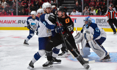 Видеообзор жаркого матча КХЛ «Барыс» — «Авангард» с семью шайбами